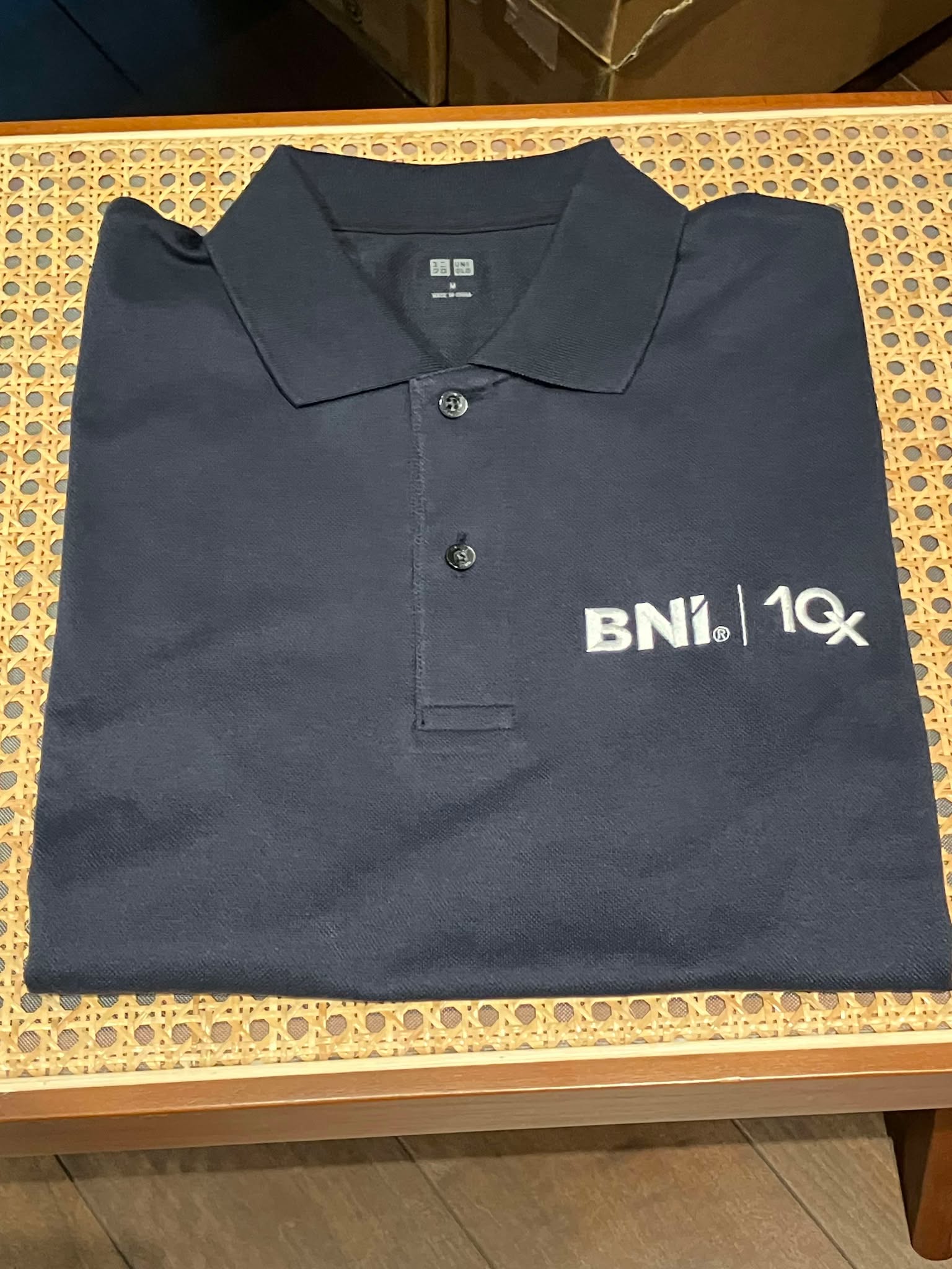 BNIジャパン(JBNインターナショナル)様のポロシャツの写真